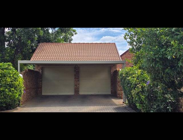 2 BEDROOM TOWNHOUSE FOR SALE IN MONTANA